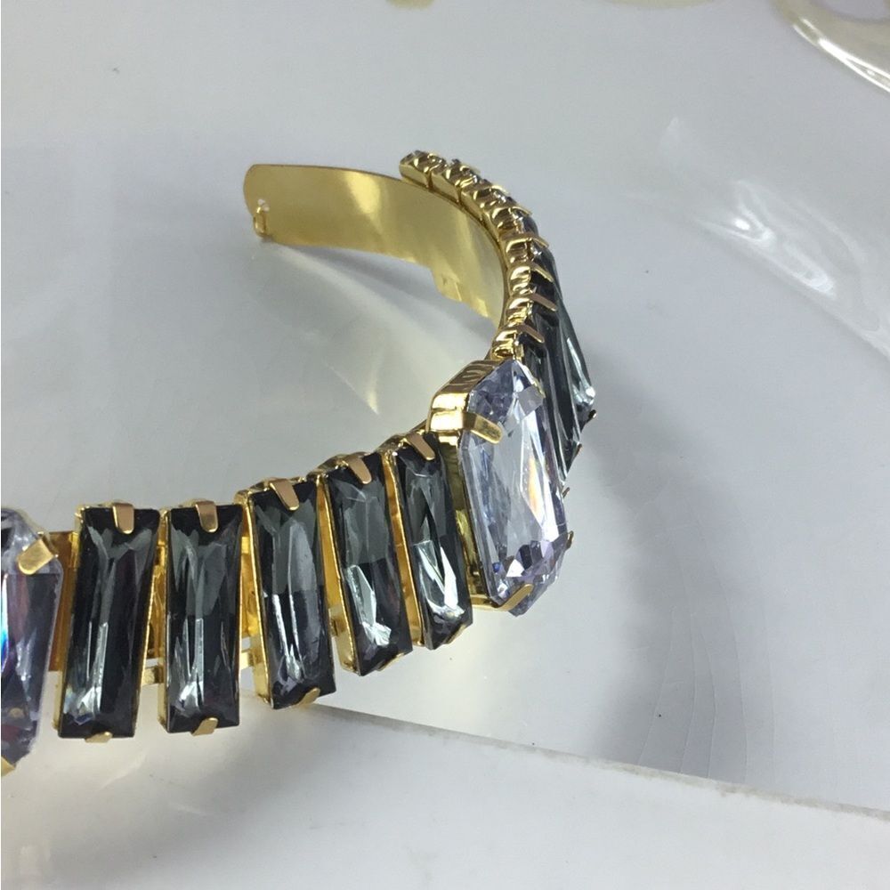 Zara Choker Necklace - Picture 3 of 11